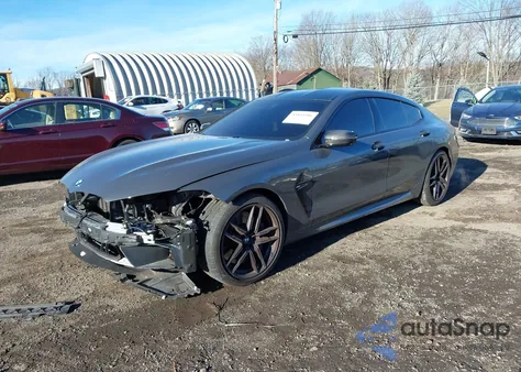 2021 BMW M8 Gran Coupe z USA, uszkodzony, nr VIN WBSGV0C08MCF18918